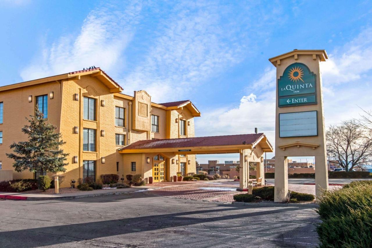 La Quinta Inn By Wyndham Santa Fe Exterior photo